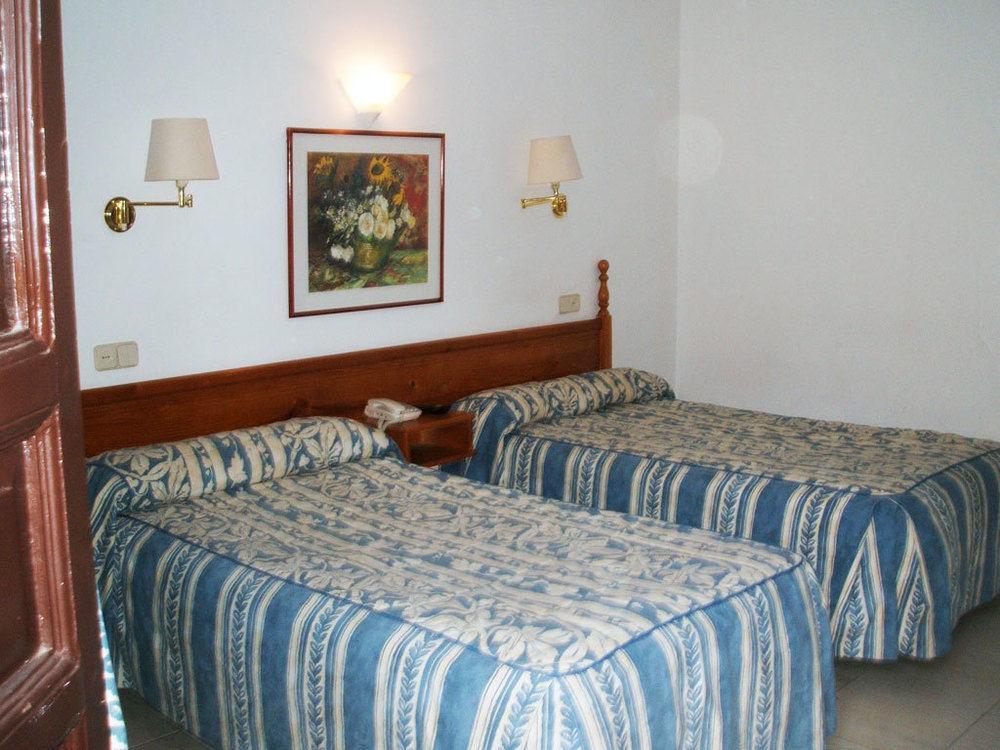 טולדו Hostal Centro מראה חיצוני תמונה