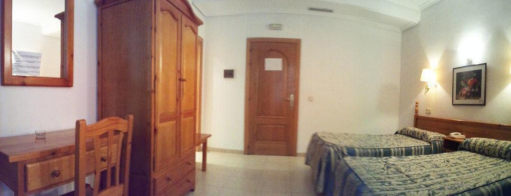 טולדו Hostal Centro מראה חיצוני תמונה